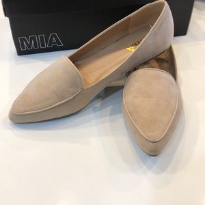 Women’s MIA pointed flats